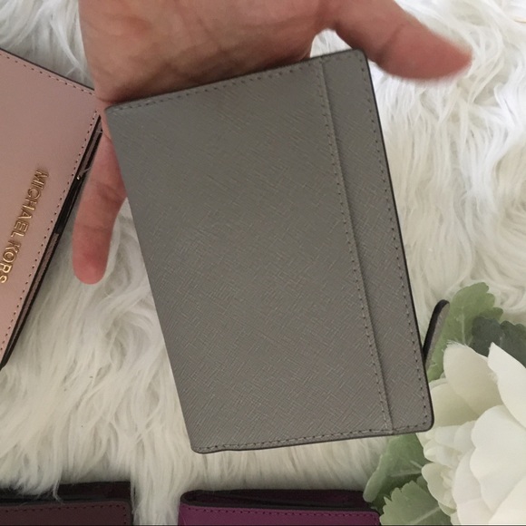 Michael Kors jet set card case carryall wallet - Picture 8 of 8